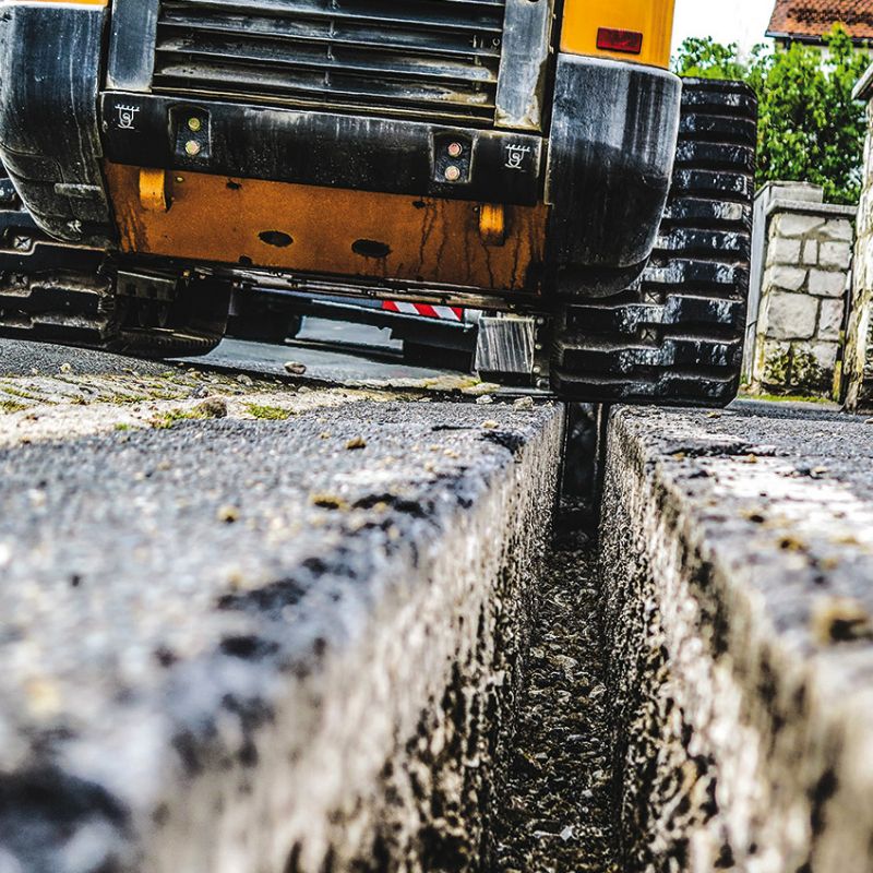 noleggio macchinari per cantieri stradali lavori su asfalto rw  simex tecnostrut